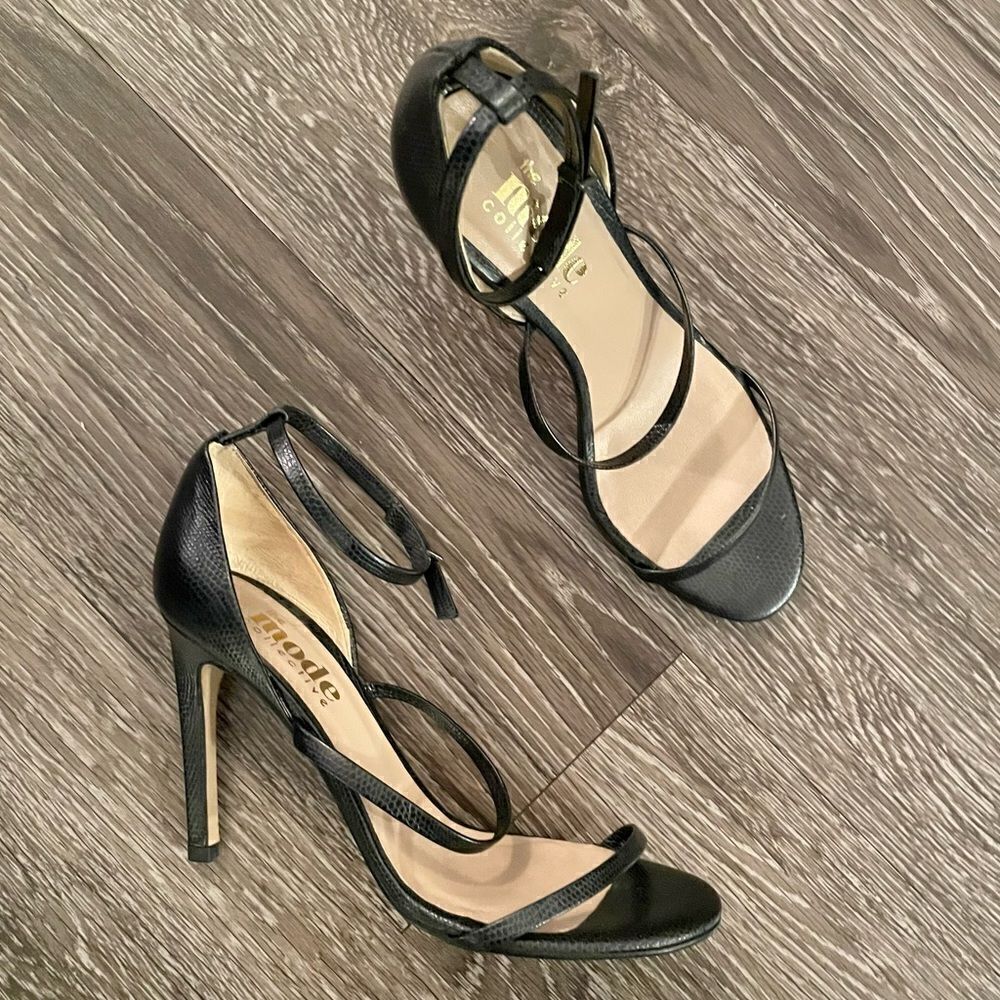 The mode collective Triple Strap Sandal in Black Lizard